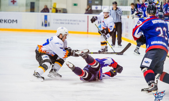 «Сахалинские Акулы» выбывают из Молодежной хоккейной лиги
