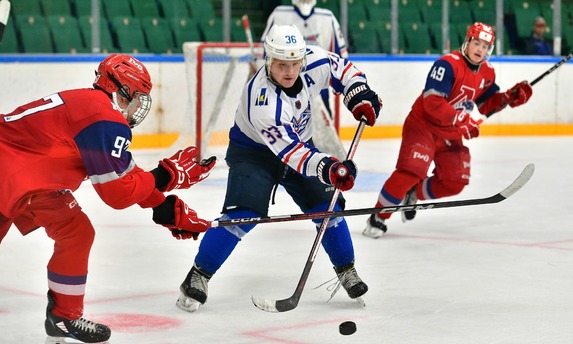 День 5. «Локо» — «Сахалинские Акулы»