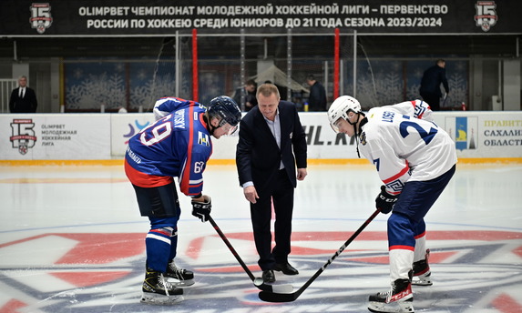 «Сахалинские Акулы» открыли домашний сезон