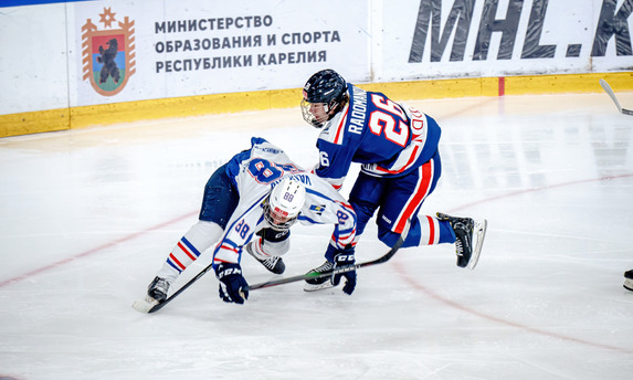 «Сахалинские Акулы» проиграли в Карелии во второй игре