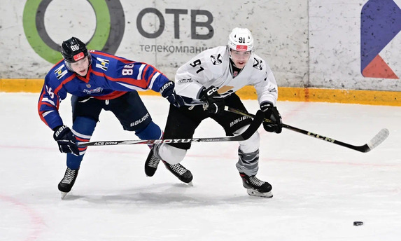 Вторая игра также осталась за соперником