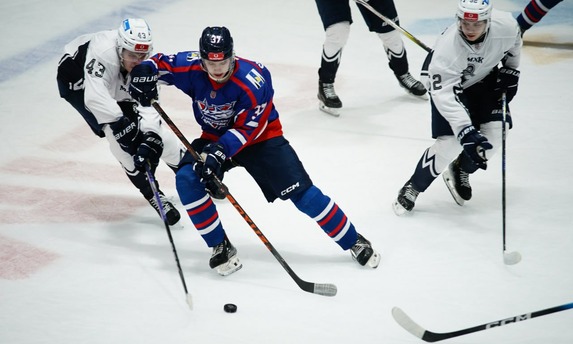 «Сахалинские Акулы» проиграли за 4 секунды до конца основного времени матча