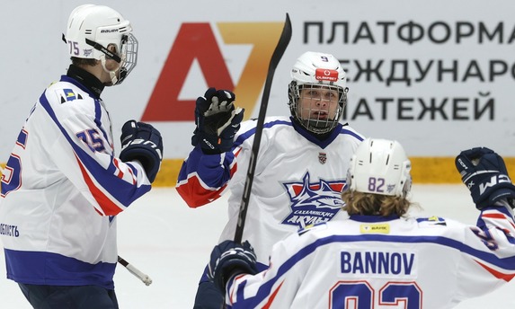 «Сахалинские Акулы» выездные матчи начинают в Туле под руководством Владимира Кормачёва