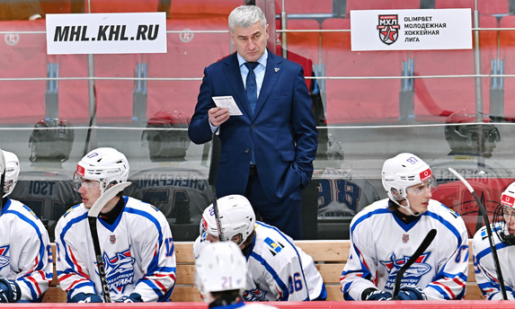 «Сахалинские Акулы» с тремя победами возвращаются на Сахалин