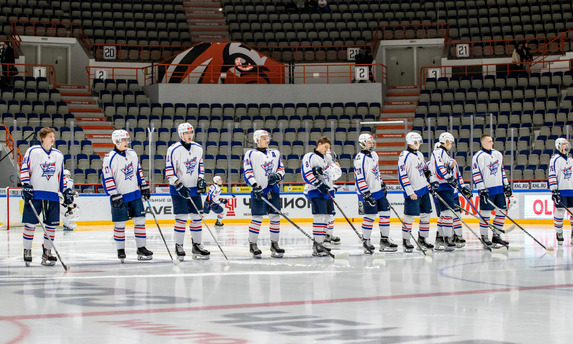 «Сахалинские Акулы» в&nbsp;Хабаровске сыграют против «Амурских Тигров»