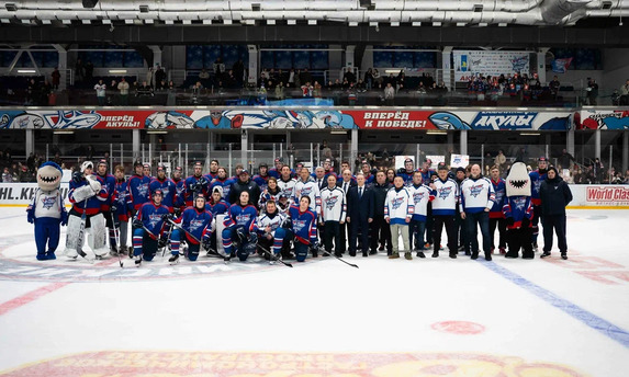 «Сахалинские Акулы» уступили «Амурским Тиграм» в&nbsp;заключительном домашнем матче сезона.