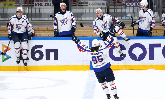 «Сахалинские Акулы» на&nbsp;хорошей ноте завершили хоккейный сезон.